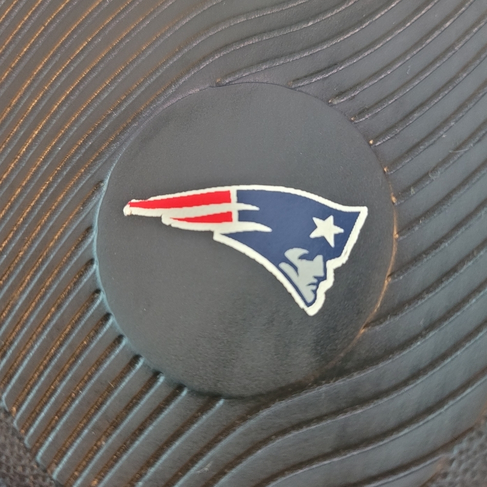 New England Patriots Mens Slide Sandals Read Sz Description Football Fan - Picture 2 of 5